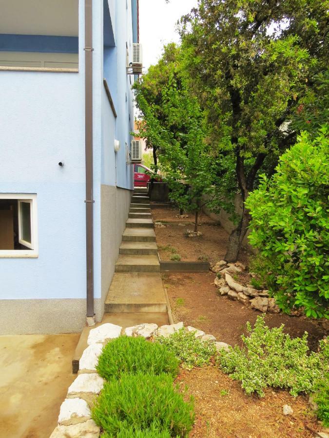 Apartamento Modra Kuca Mandre Exterior foto