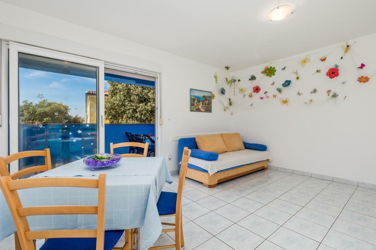 Apartamento Modra Kuca Mandre Exterior foto